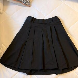 Michael Kors pleated skirt size 6